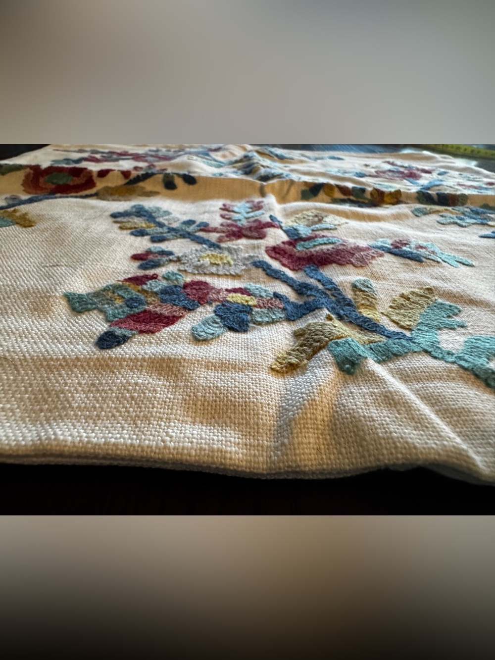 NWT Pottery Barn 18 inch Nora Embroidered Vines Pillow Cover floral cottage - Picture 4 of 9